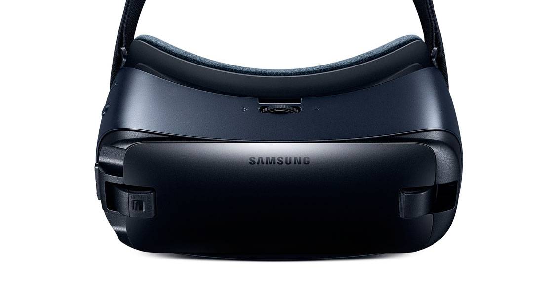 фото Очки виртуальной реальности Samsung Gear VR (SM-R323NBKASER) (Blue/Black)