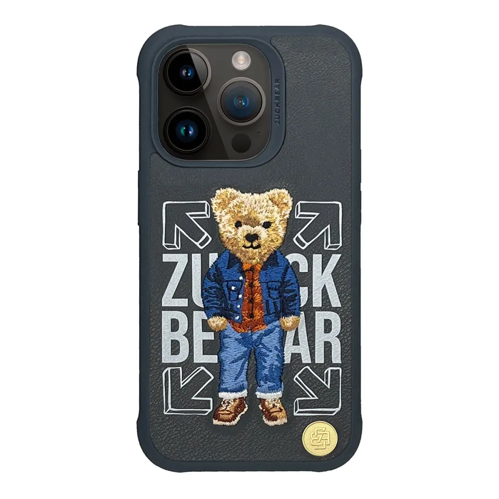 фото Чехол-накладка Zuck Bear San Francisco Fortune Kapak - Social Vibe для Apple iPhone 15 Pro искусcтвенная кожа (серый)