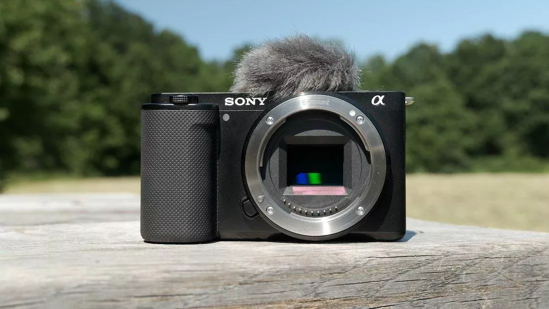 Sony ZV-E10 Body Black: обзор камеры для блогеров | Device365 — Device365