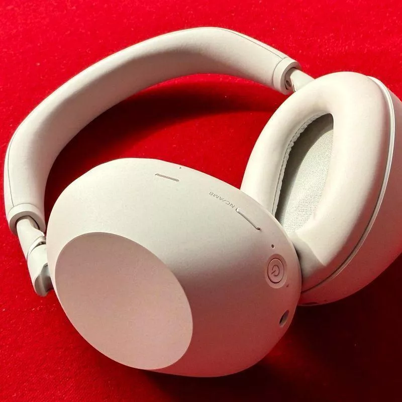 Sony WH-1000XM6 — беспроводные ANC-наушники 2025, лучшее шумоподавление