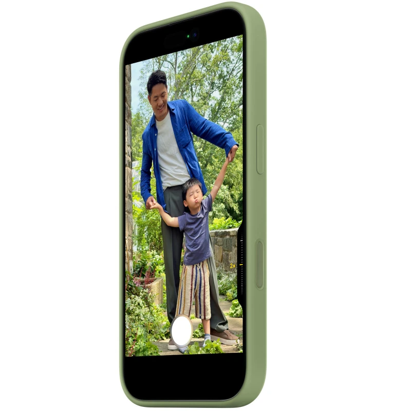 фото Чехол-накладка Silicone Case with MagSafe/Camera Control для iPhone 17 Pro (Light Moss)