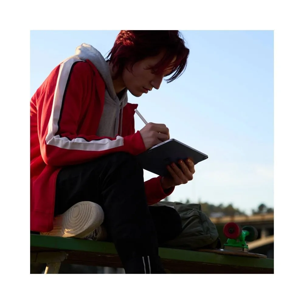 Apple iPad Air (2022) 256Gb Wi-Fi (Starlight)