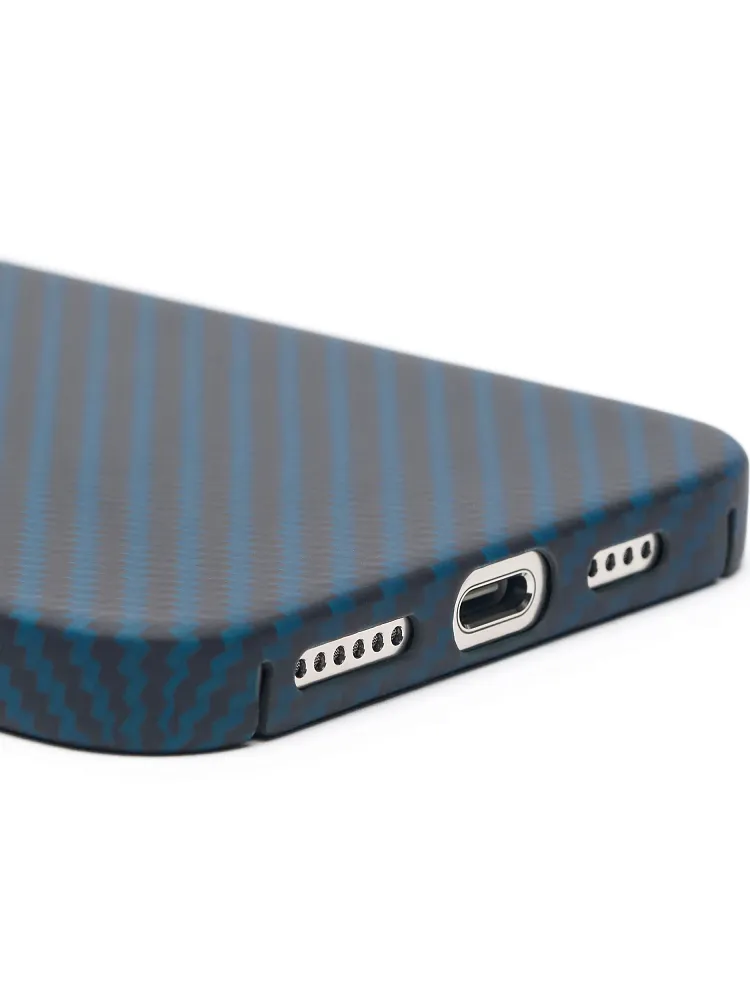 фото Чехол-накладка Kzdoo Keivlar Case для iPhone 16 Pro Max карбоновый (черно-синий в полоску)