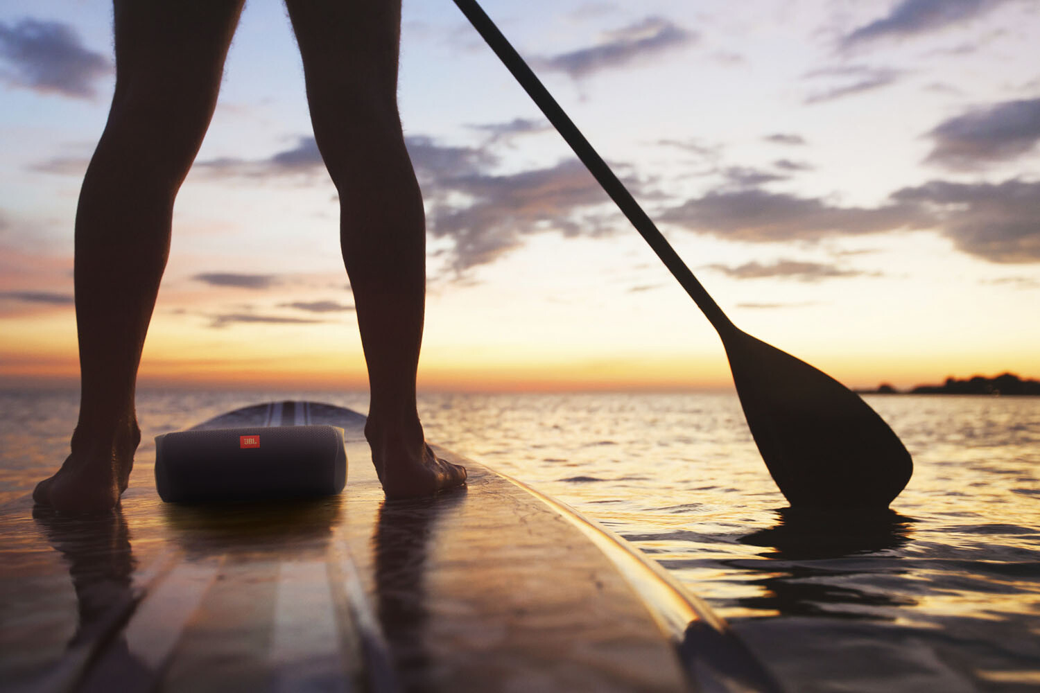 Bluetooth колонка портативная JBL Flip 5 (JBLFLIP5GREN) (Зеленый) Б/У