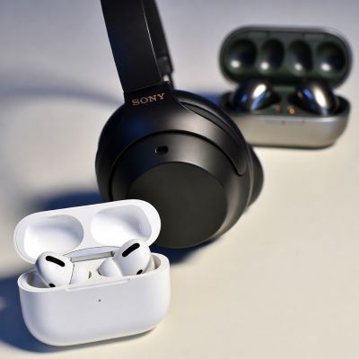 Как выбрать беспроводные наушники 2026: сравнение AirPods Pro 3, Sony WF-1000XM6, Samsung Buds3 Pro