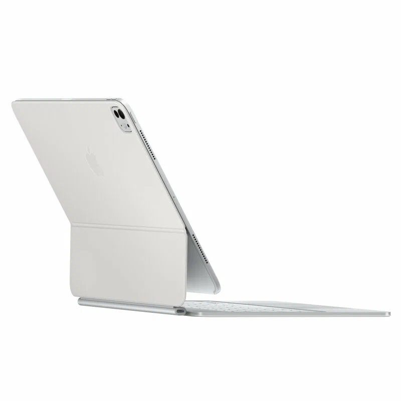 фото Apple Magic Keyboard с трекпадом для iPad Pro 11" (3-го и 4-го поколений) и iPad Air (4-го и 5-го поколений) русская раскладка (белый) (MDFV4RS/A)