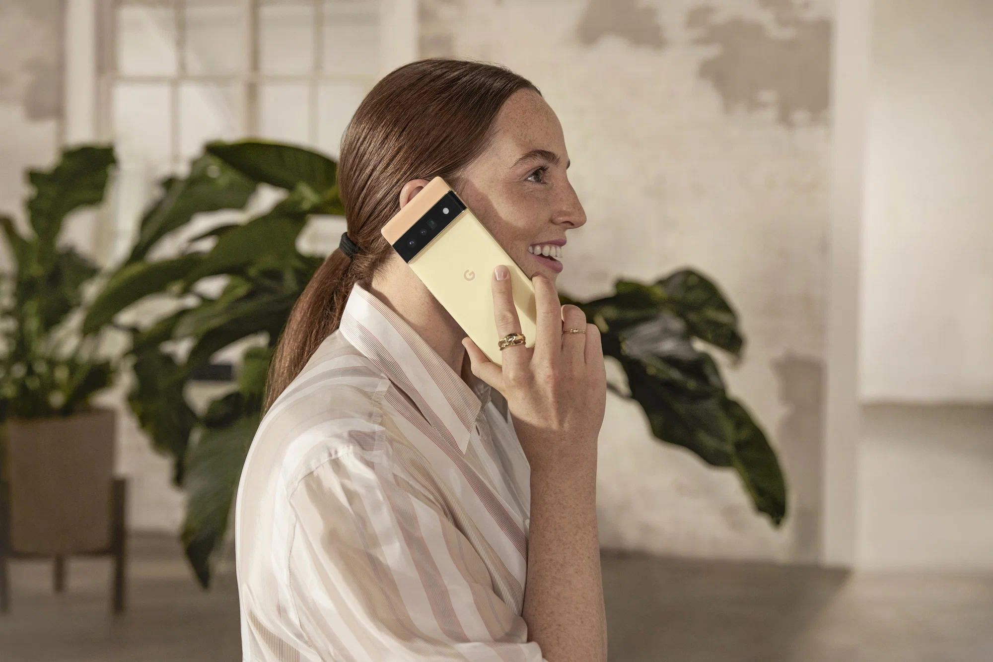 фото Google Pixel 6 Pro 12/128Gb (Sorta Sunny), Google