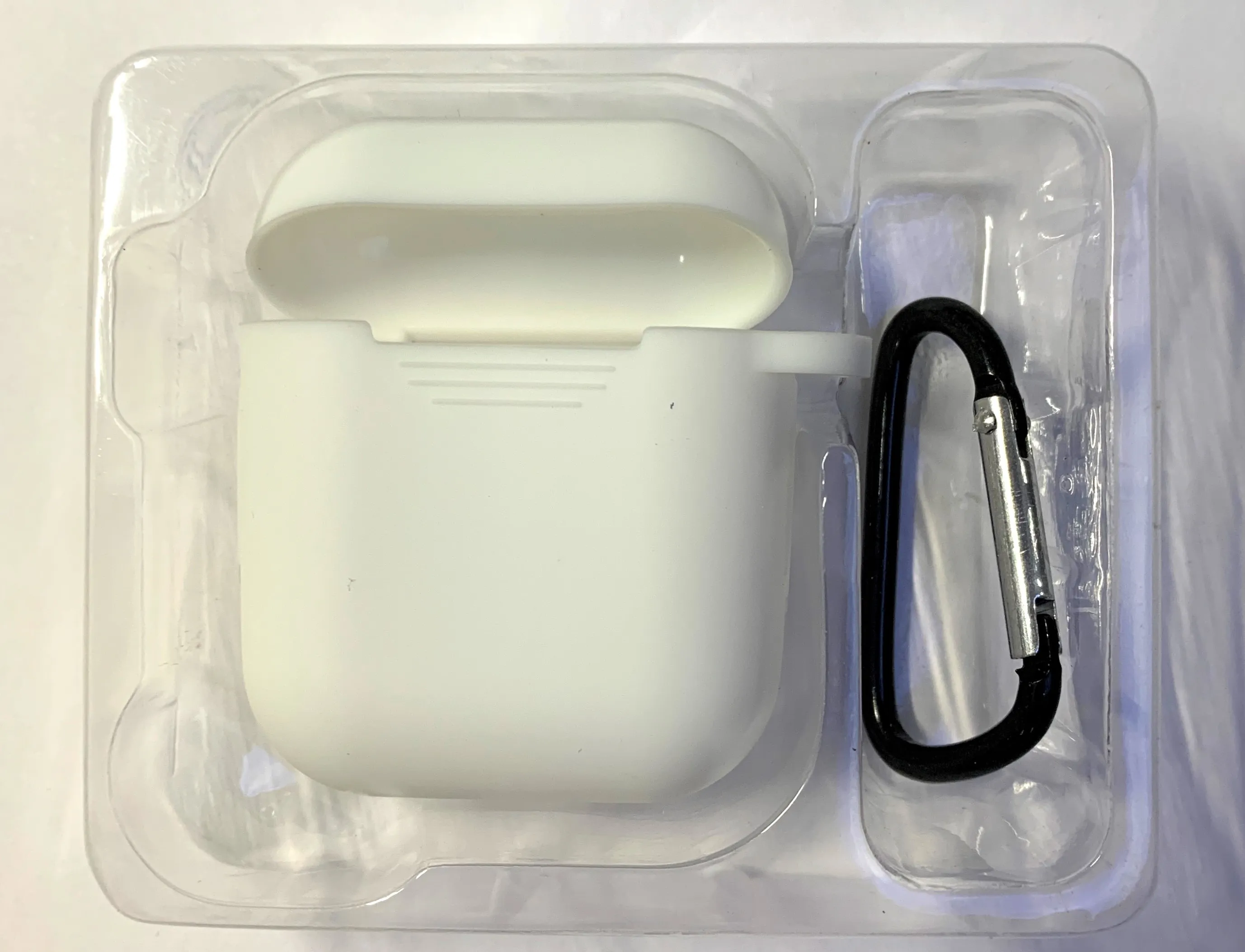 фото Чехол Silicone Case Protection для AirPods силиконовый (белый)